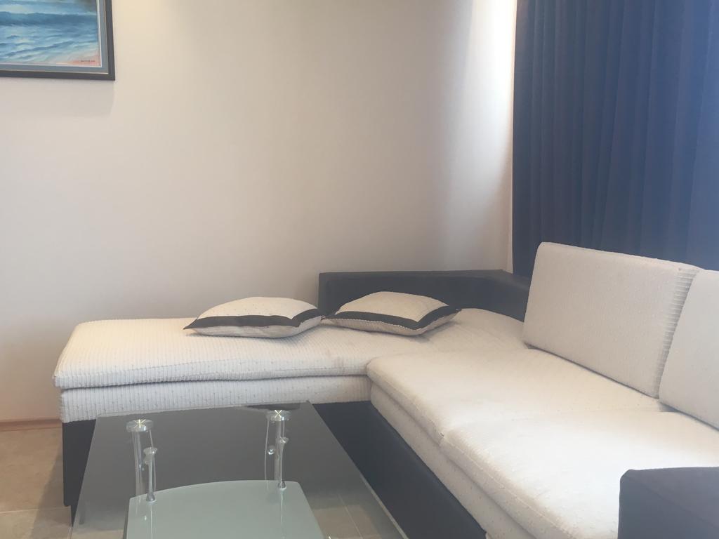 Apartment Golden Sea View *